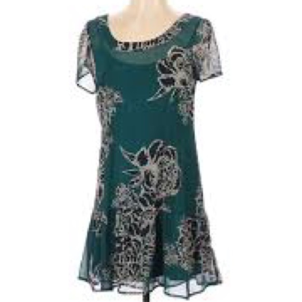 Urban Outfitters Kimchi Blue two piece‎ tunic with cami size medium